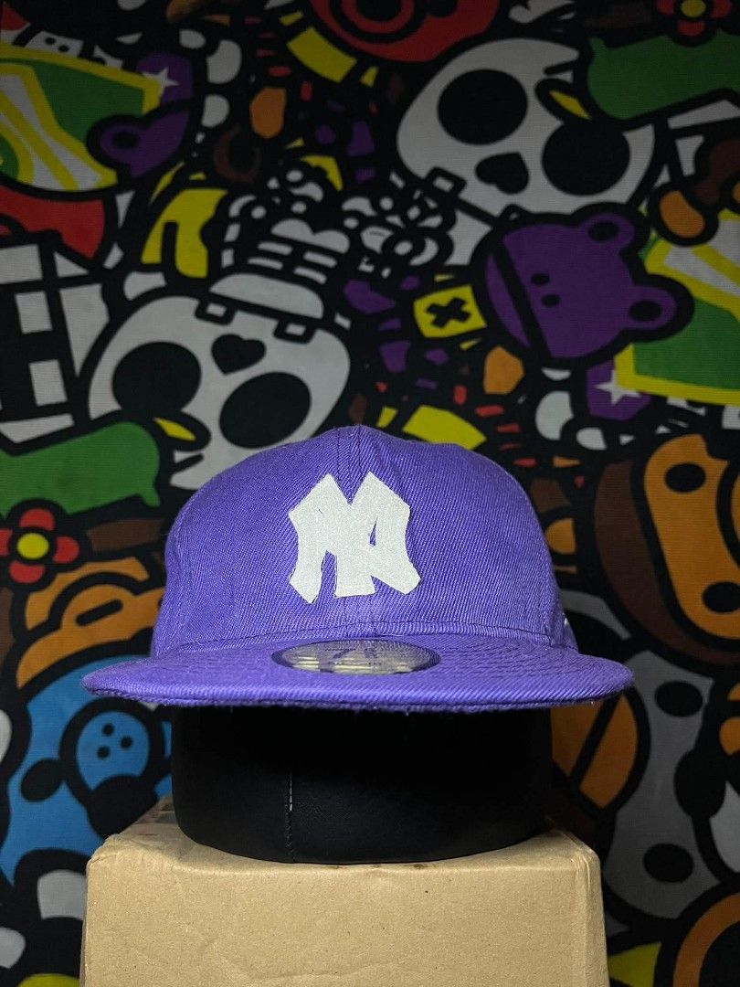 New Era Cap (Category: Caps & Hats) located in Taguig. Submitted by bimbyanche19839 (Listing ID 1464714587, Image 1). Description: Good Condition Complete tags Need wash No major flaws 🏷️400php plus ship 📌Taguig Loc.