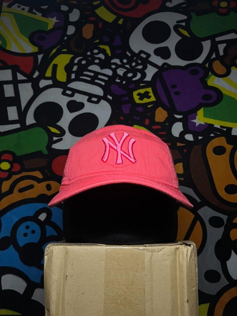 New Era Cap (Category: Caps & Hats) located in Taguig. Submitted by bimbyanche19839 (Listing ID 1464717723, Image 1). Description: Good Condition Complete tags Need wash No major flaws 🏷️400php plus ship 📌Taguig Loc.