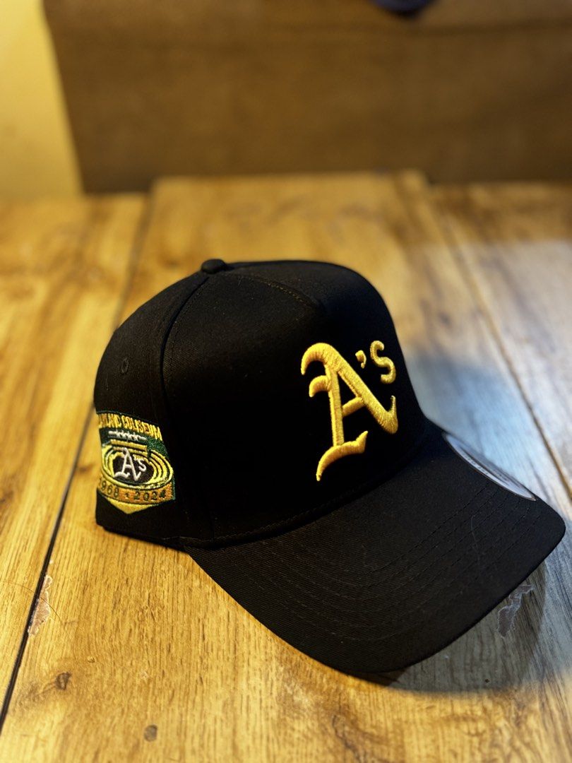 New Era MLB Baseball Caps - Yankees, Dodgers, A's (Category: Caps & Hats) located in Dasmarinas. Submitted by saneyy (Listing ID 1464622853, Image 1). Description: - Collection of MLB Baseball Caps - Designs include New York Yankees, Los Angeles Dodgers, and Oakland Athletics - Some caps are trucker hats with mesh backs - Perfect for any baseball fan - Please check photos for specific details on each cap.