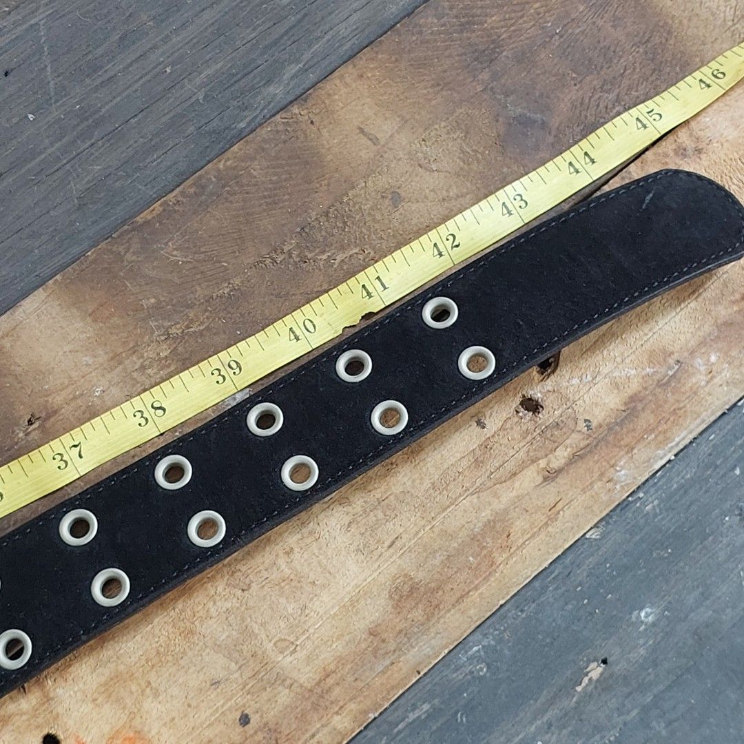 NEW Levi's Grommet Belt (Category: Belts) located in Caloocan City. Submitted by 2ndhand.manila (Listing ID 1464646963, Image 3). Description: Please check photos for details..