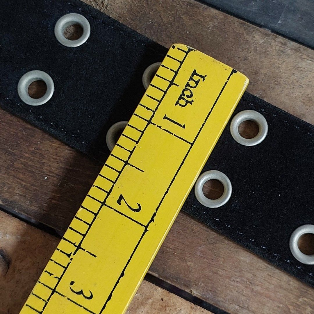 NEW Levi's Grommet Belt (Category: Belts) located in Caloocan City. Submitted by 2ndhand.manila (Listing ID 1464646963, Image 2). Description: Please check photos for details..