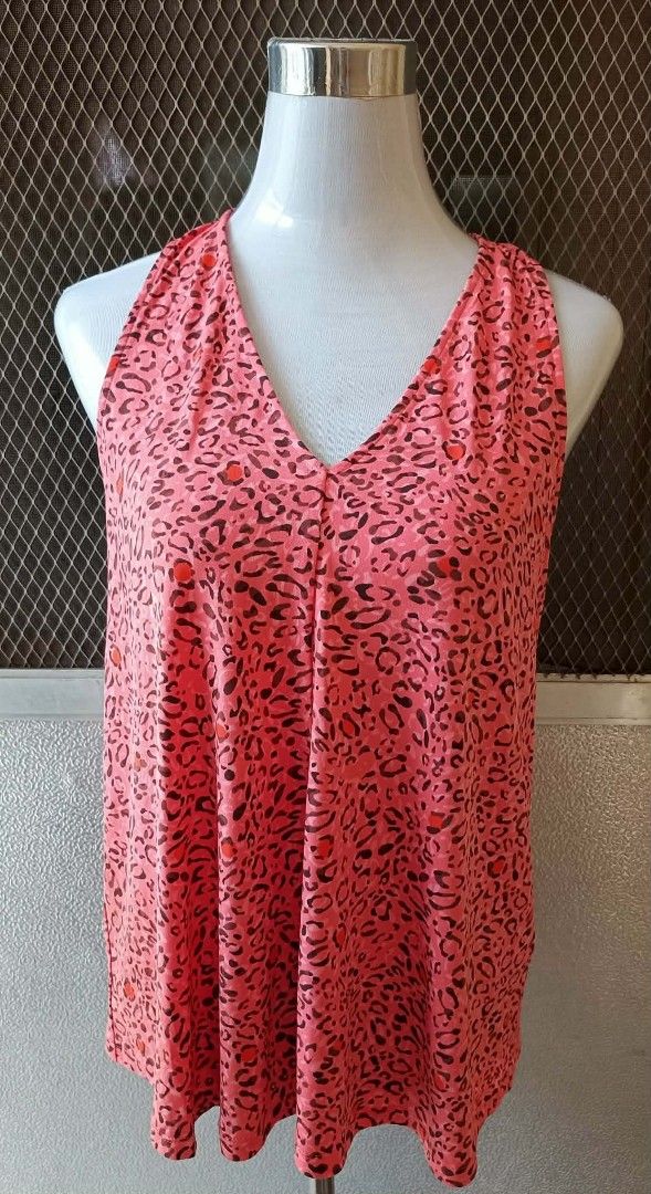 Next Leopard Print V-Neck Halter Top Size 14 (Category: Sleeveless) located in Cebu City. Submitted by violacloset (Listing ID 1464583858, Image 1). Description: Measurements: length: 28 width: 18 1/2 stretchable.