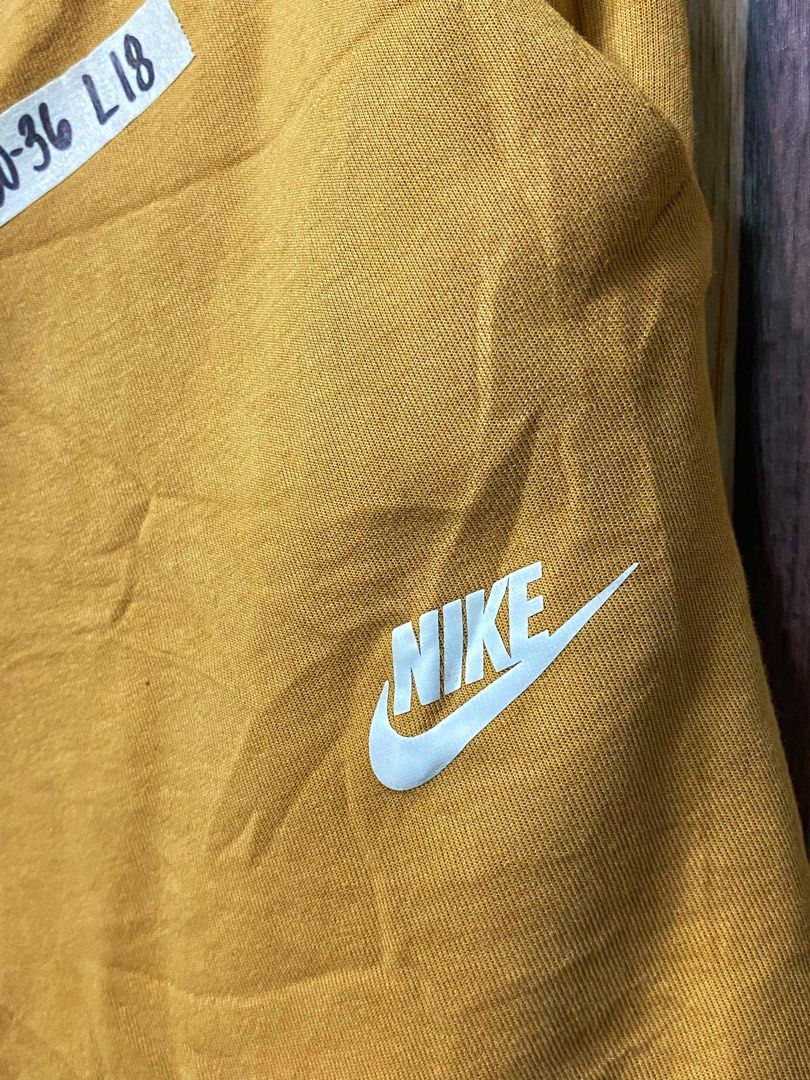 Nike (Category: Shorts) located in Manila. Submitted by killianthriftshop1096 (Listing ID 1464701484, Image 3). Description: Excellent Condition 9.5/10 Condition Need wash only.