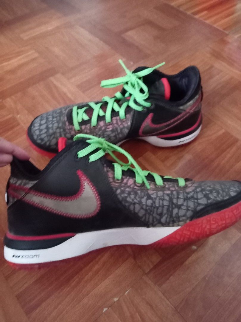 Nike (Category: Sneakers) located in Marikina City. Submitted by cherrybone (Listing ID 1464762362, Image 3). Description: .