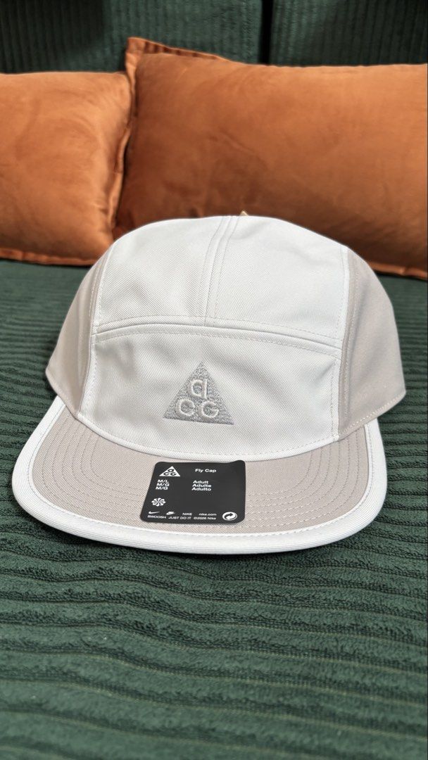 Nike ACG Fly Cap Photon Dust color (Category: Caps & Hats) located in San Pablo. Submitted by alem12 (Listing ID 1464750306, Image 2). Description: Nike ACG Fly Cap Photon Dust color Medium/Large size Brand new condition 📍San Pablo City Laguna .