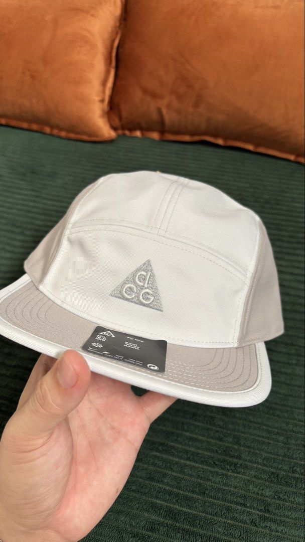 Nike ACG Fly Cap Photon Dust color (Category: Caps & Hats) located in San Pablo. Submitted by alem12 (Listing ID 1464750306, Image 1). Description: Nike ACG Fly Cap Photon Dust color Medium/Large size Brand new condition 📍San Pablo City Laguna .