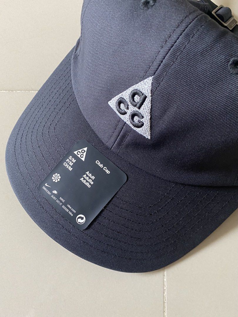 Nike ACG Hat (Category: Caps & Hats) located in Manila. Submitted by lacsonmike (Listing ID 1464590319, Image 2). Description: For sale: Brandnew Nike ACG Club Cap Size S / M Available thru shipping or rider delivery Location: North Caloocan 📍.