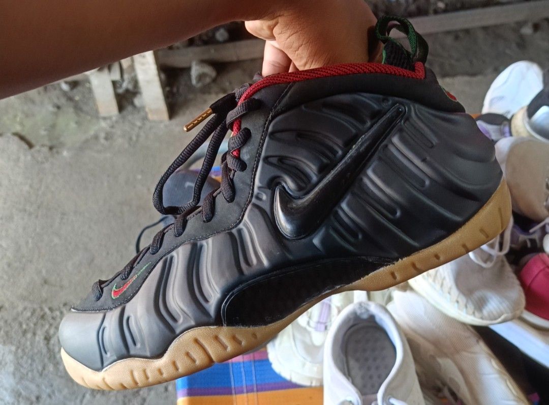 NIKE AIR FOAMPOSITE ONE GUCCI (Category: Sneakers) located in Bayugan. Submitted by retroshoesphilippines (Listing ID 1464708134, Image 2). Description: .