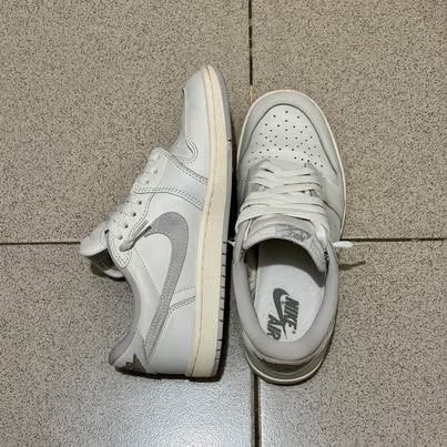 Nike Air Jordan 1 (Category: Sneakers) located in Makati City. Submitted by jioannguison (Listing ID 1464587042, Image 2). Description: Jordan 1 Retro Low ‘85 Neutral Grey Size 8.5 US Men P6,000 nego.