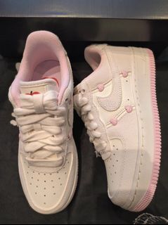 (Category: ) located in . Submitted by pickplanet_sneaker_shirt (Listing ID 1464748570, Image 1). Description: .