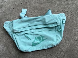 (Category: ) located in . Submitted by zeich_thrift (Listing ID 1464588932, Image 1). Description: .