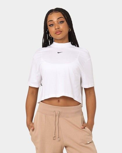 NIKE Boxy Mock Neck Shirt (Category: Activewear) located in Manila. Submitted by thriftspotting (Listing ID 1464660539, Image 1). Description: .