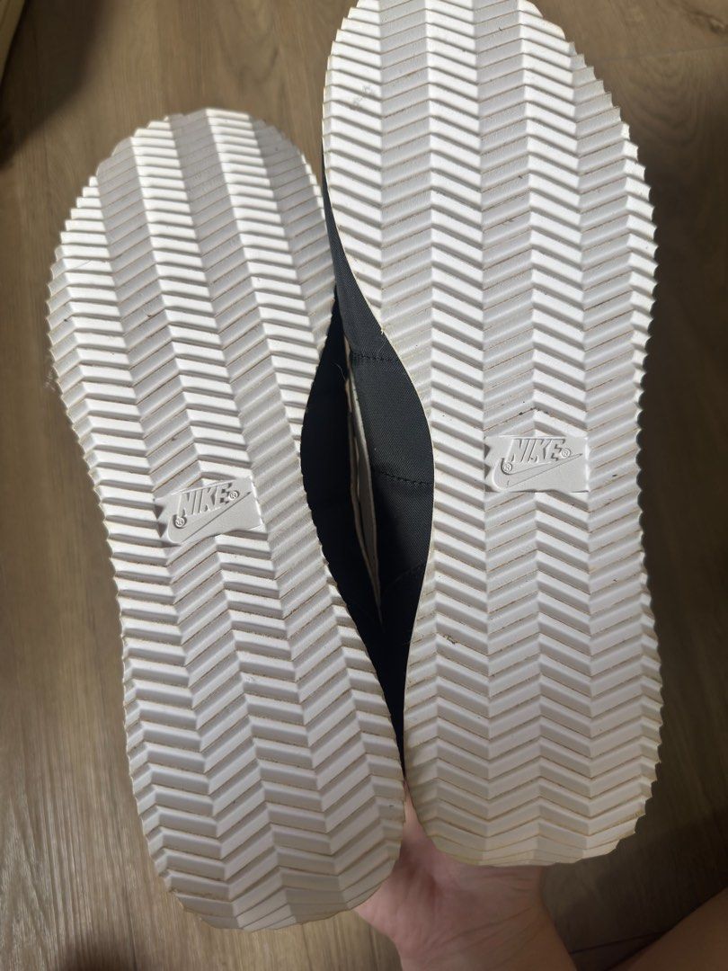 Nike Cortez textile (Category: Sneakers) located in Manila. Submitted by piacrow0096315 (Listing ID 1464611325, Image 3). Description: - Classic Nike Cortez sneakers Never nagamit Sinukat lang From balik bayan box ni tita 27cm Nego.