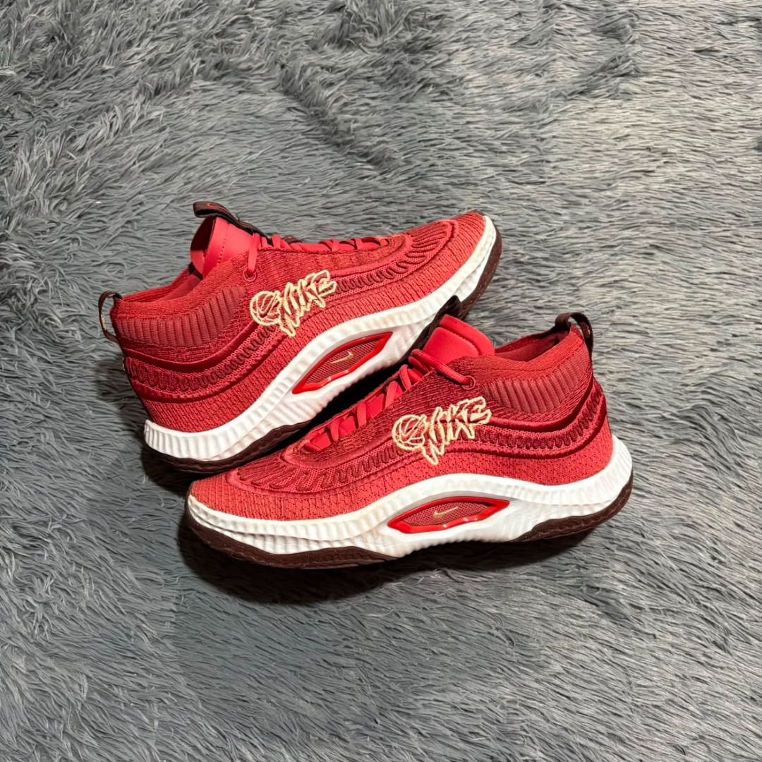 Nike Cosmic Unity 3 | 11 US (Category: Sneakers) located in Manila. Submitted by miczfilomenoo (Listing ID 1464744530, Image 1). Description: Sale | Trade Cosmic Unity 3 Size 11M Used once | Pair only ₱1,495 @sneakerlairph on ig!.