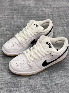 (Category: ) located in . Submitted by pickplanet_sneaker_shirt (Listing ID 1464750980, Image 1). Description: .