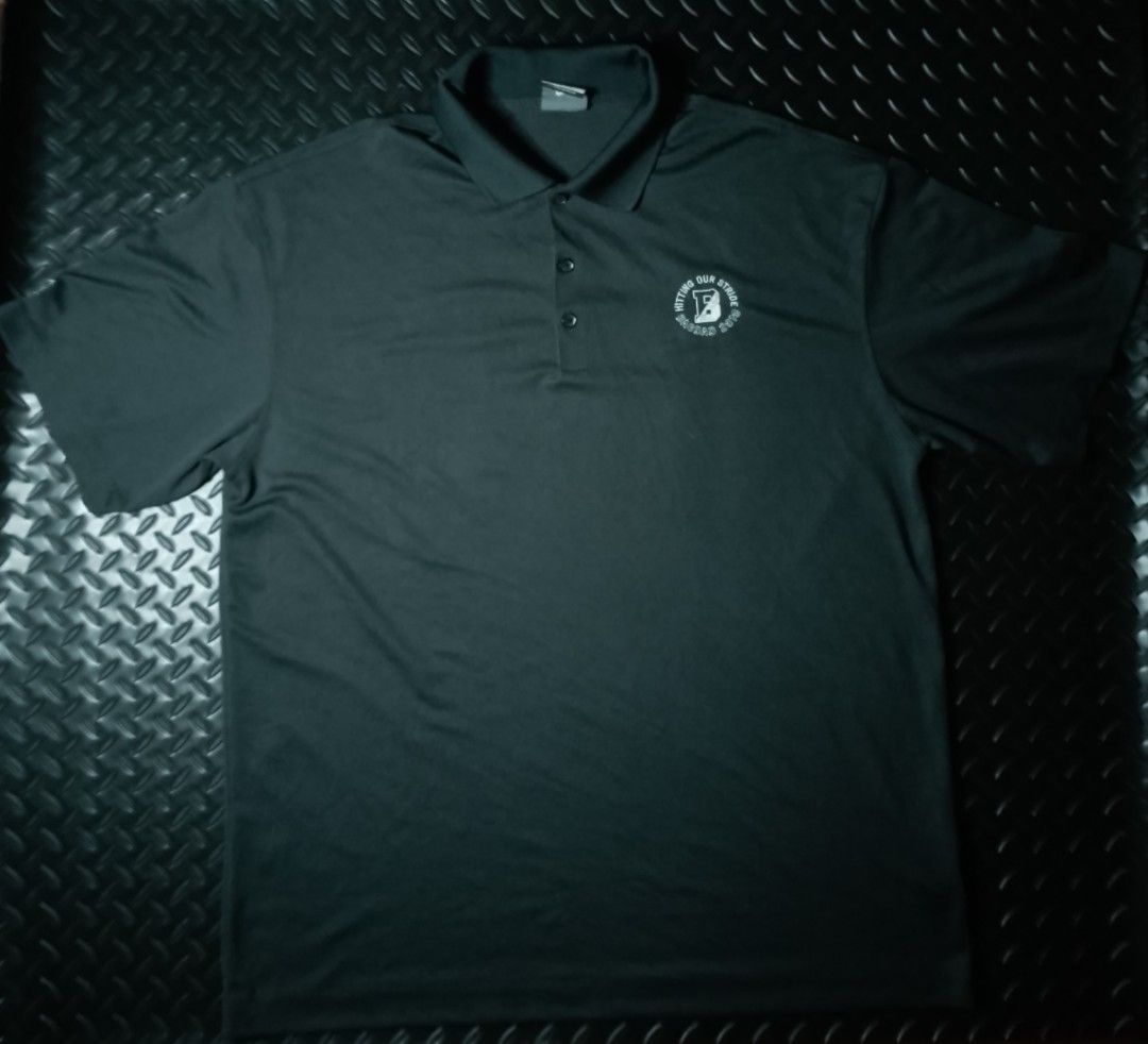 Nike Golf Dri-FIT Polo (Category: Tshirts & Polo Shirts ) located in Baguio. Submitted by bado.feels (Listing ID 1464669982, Image 1). Description: Nike Golf Dri-FIT Polo Excellent Condition Size XL (24x30) 299+sf Baguio loc.