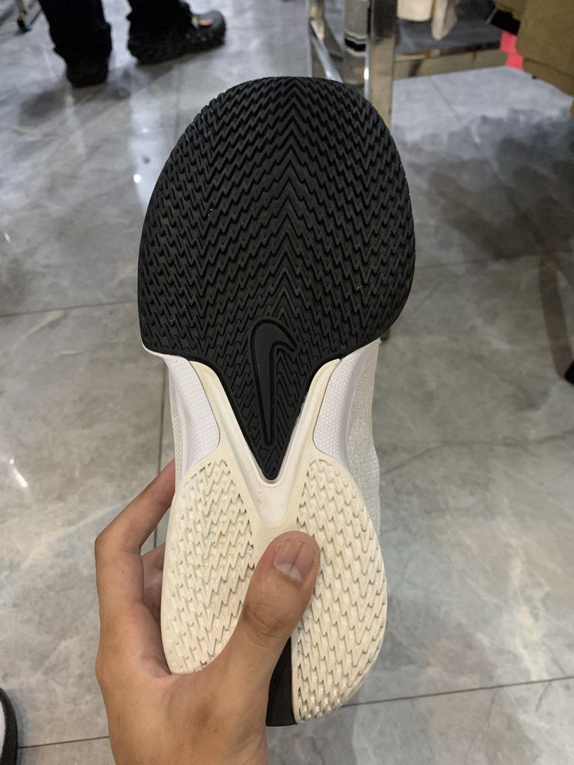 Nike GT Cut Academy (Category: Casual Shoes) located in Bacolod City. Submitted by d_archives (Listing ID 1464746349, Image 3). Description: Nike GT Cut Academy Size 43 Near New 10/10 Color Super Spikey No Issue.