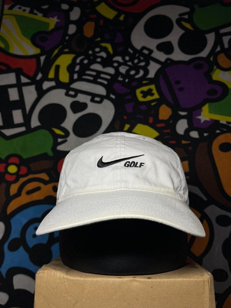 Nike Heritage 86 Washed Golf Hat (Category: Caps & Hats) located in Taguig. Submitted by bimbyanche19839 (Listing ID 1464713243, Image 1). Description: Good Condition Complete tags Need wash No major flaws 🏷️500php plus ship 📌Taguig Loc.