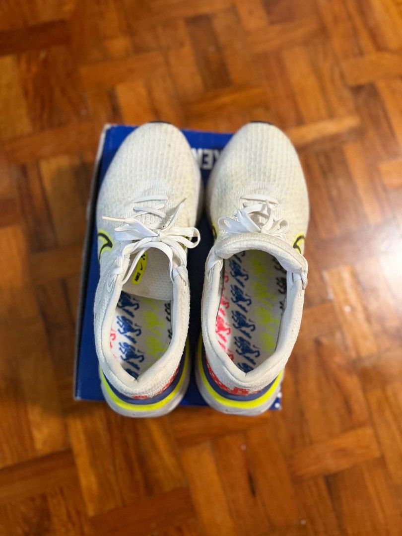 Nike Infinity Run Flyknit 3 PRM Running Shoes (Category: Sneakers) located in Makati City. Submitted by menibooo (Listing ID 1464590068, Image 3). Description: - Nike Infinity Run Flyknit 3 PRM - for running - Comfortable and supportive - Reason for selling: Too many shoes.