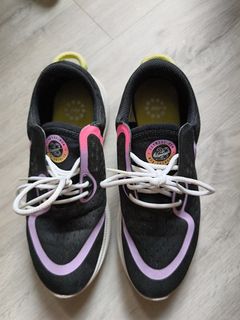 （分類：）位於 。 由 brian1963 提交（商品編號 1464591983，圖片 1）。簡介： 。