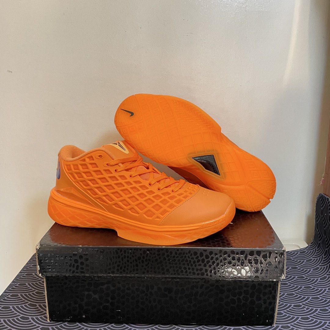Nike Kobe 3 Protro Brunson (Category: Sneakers) located in Manila. Submitted by bads0824 (Listing ID 1464640786, Image 1). Description: Kobe 3 Low Protro “Brunson” Size 8.5 mens/ 42 eu Brandnew with box Loc: Indang, Cavite.