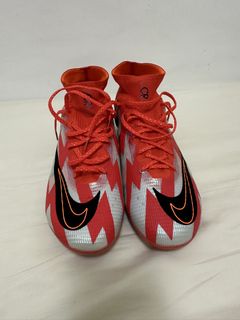 （分類：）位於 。 由 iloveglazingcr7 提交（商品編號 1464643286，圖片 1）。簡介： 。