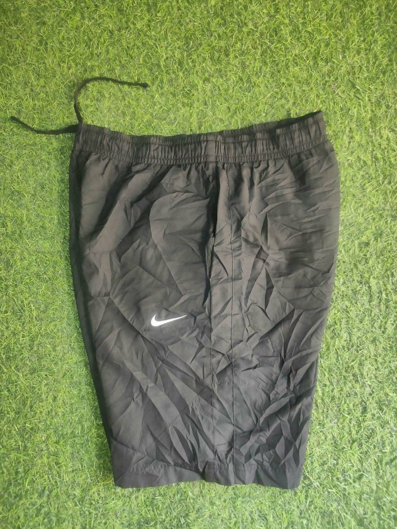 Nike nylon short (Category: Activewear) located in Vinzons. Submitted by kspabico07187 (Listing ID 1464732139, Image 1). Description: Excellent condition No issue 10/10 cr Waist-30-36 L-20.