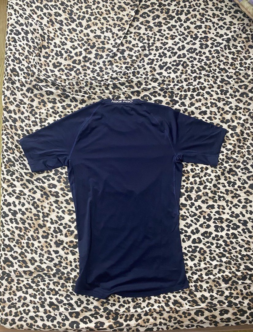 NIKE PRO DRI FIT COMPRESSION SHIRT (Category: Activewear) located in Santa Rosa. Submitted by jaydenmateo (Listing ID 1464646231, Image 2). Description: SIZE LARGE LENGTH 28 INCHES WIDTH 16-18 INCHES BRAND NEW NEVER USED WASHED ONCE.