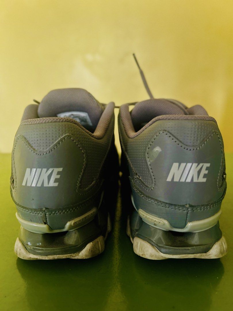 Nike REAX 8 TR Mesh (Category: Casual Shoes) located in Valenzuela. Submitted by t2don42 (Listing ID 1464622711, Image 3). Description: Original Size: 8.5 US NO BOX (left it in Vietnam) Obvious signs of usage No other issues The Nike Reax 8 TR combines lightweight containment with responsive cushioning for premium performance while training. Benefits: Nike Reax cushioning in the heel gives you a responsive ride. Dynamic lacing system provides a s