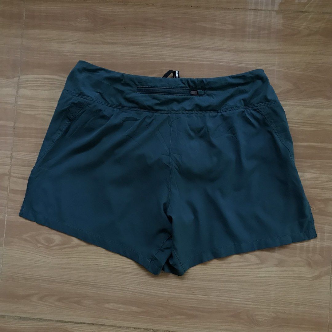 Nike Running Short (Category: Babies & Kids Fashion) located in Cebu City. Submitted by whytruekoy (Listing ID 1464607353, Image 3). Description: Nike Running Short Authentic Size small Excellent.