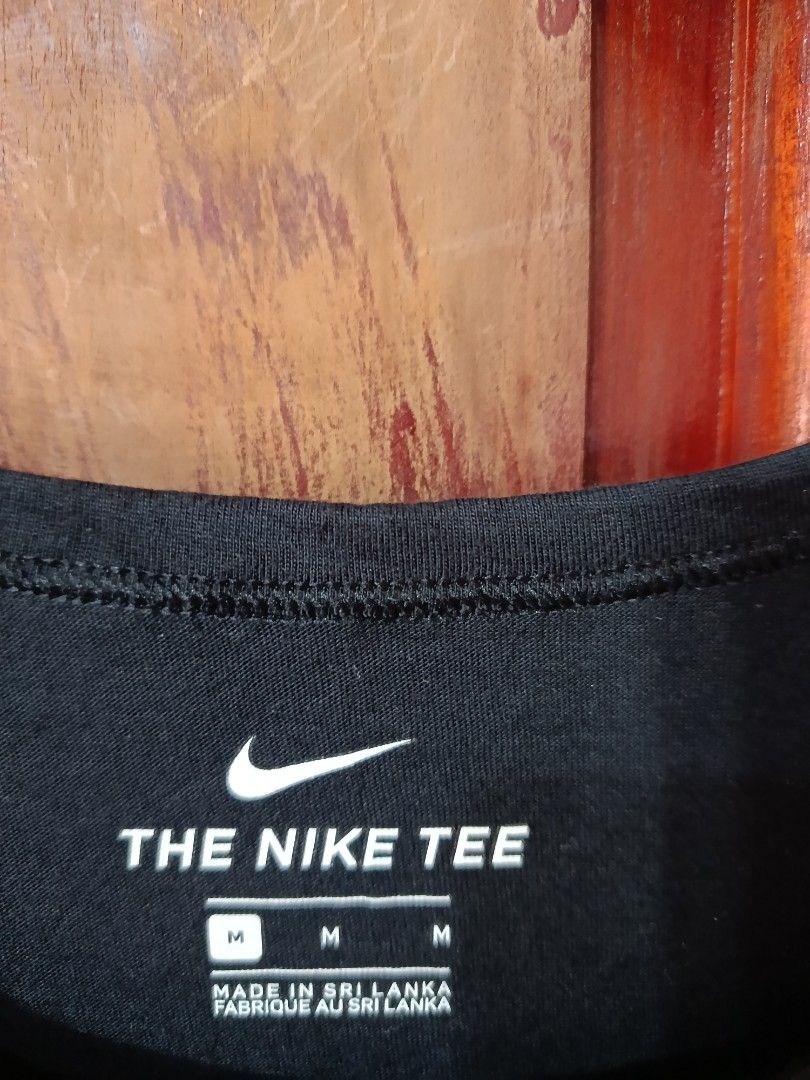 Nike Standard Fit Training Men's Tank Top (Category: Activewear) located in Cebu City. Submitted by keenstone_24df15 (Listing ID 1464604273, Image 3). Description: 💯 Authentic 🏷️Nike Standard Fit Training Men's Tank Top Size: Medium Width: 19 Length: 26.5 Colorate & Condition: 9.7 Out Of 10 Excellent Condition No Issue 📌Mine: 550 ✈️Free Shipping 🏠Location: Cebu City 🚚Thru J&T (Door To Door).