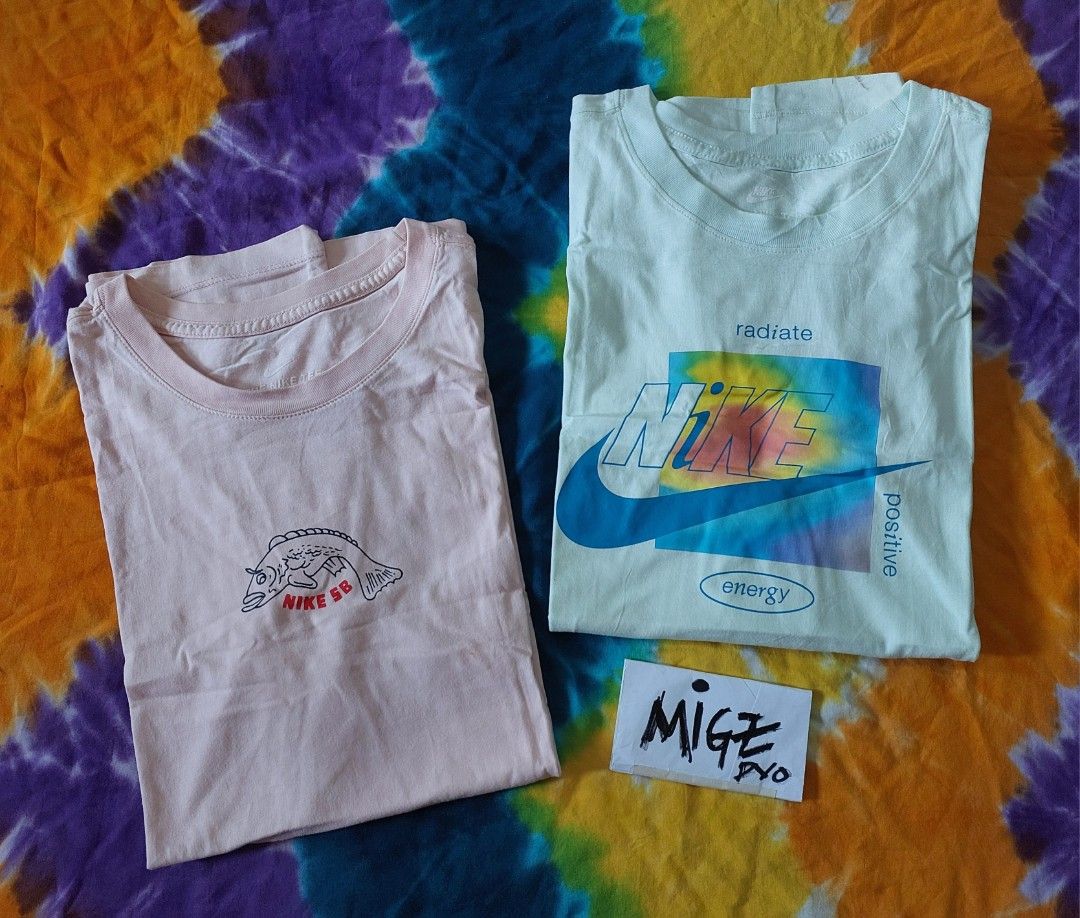 Nike Tees (Category: Tshirts & Polo Shirts ) located in Davao. Submitted by juanmigz.ph (Listing ID 1464578415, Image 1). Description: NIKE Tees (Mens) Very Good ✅️ size: XLarge "22 W x 28 L" Php 675.00 (Pack) PM for more Inquiry 😁....