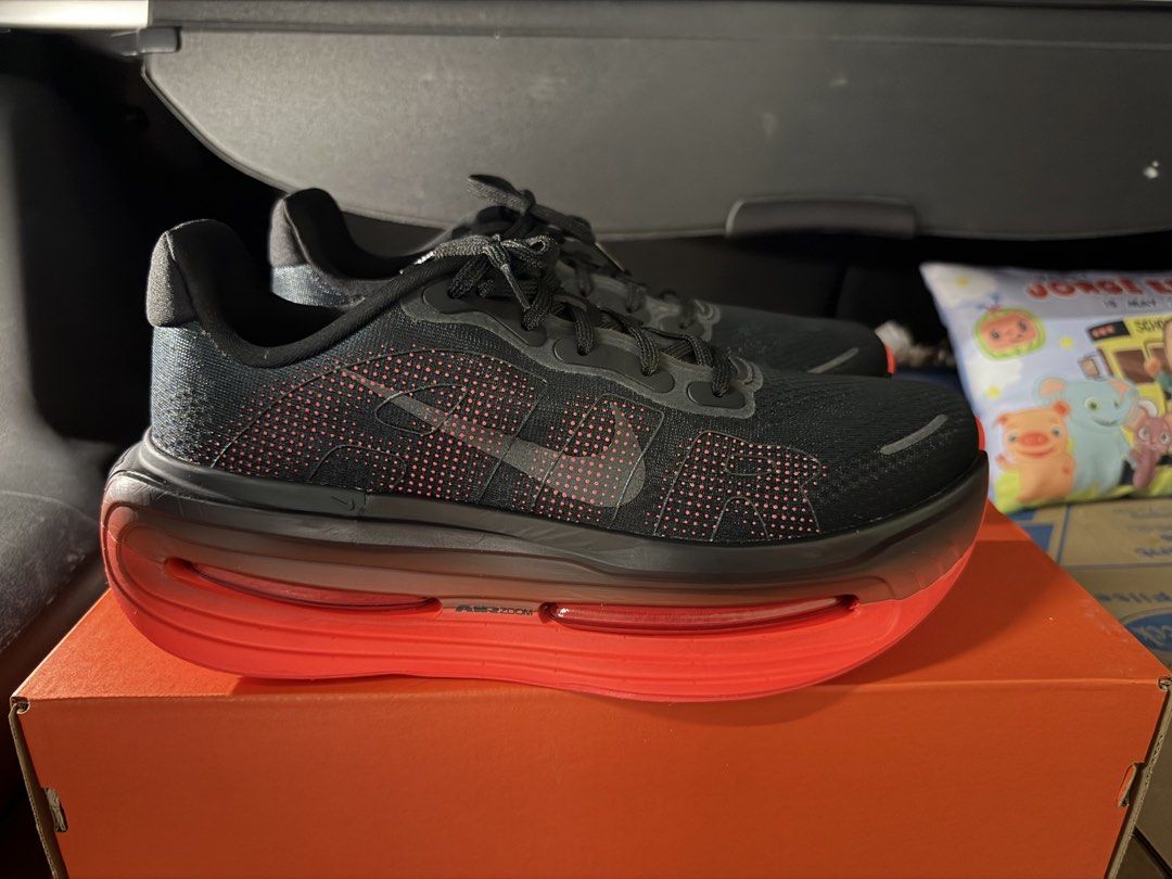 Nike Vomero Premium Size 9 US (Category: Sneakers) located in Quezon City. Submitted by bryanskeee (Listing ID 1464702117, Image 3). Description: For sale Vomero premium Bright Crimson Size 9 US Like Bnew fitted only All complete with box and receipt Meetups gcash lalamove RFS size too small for me Thank You.