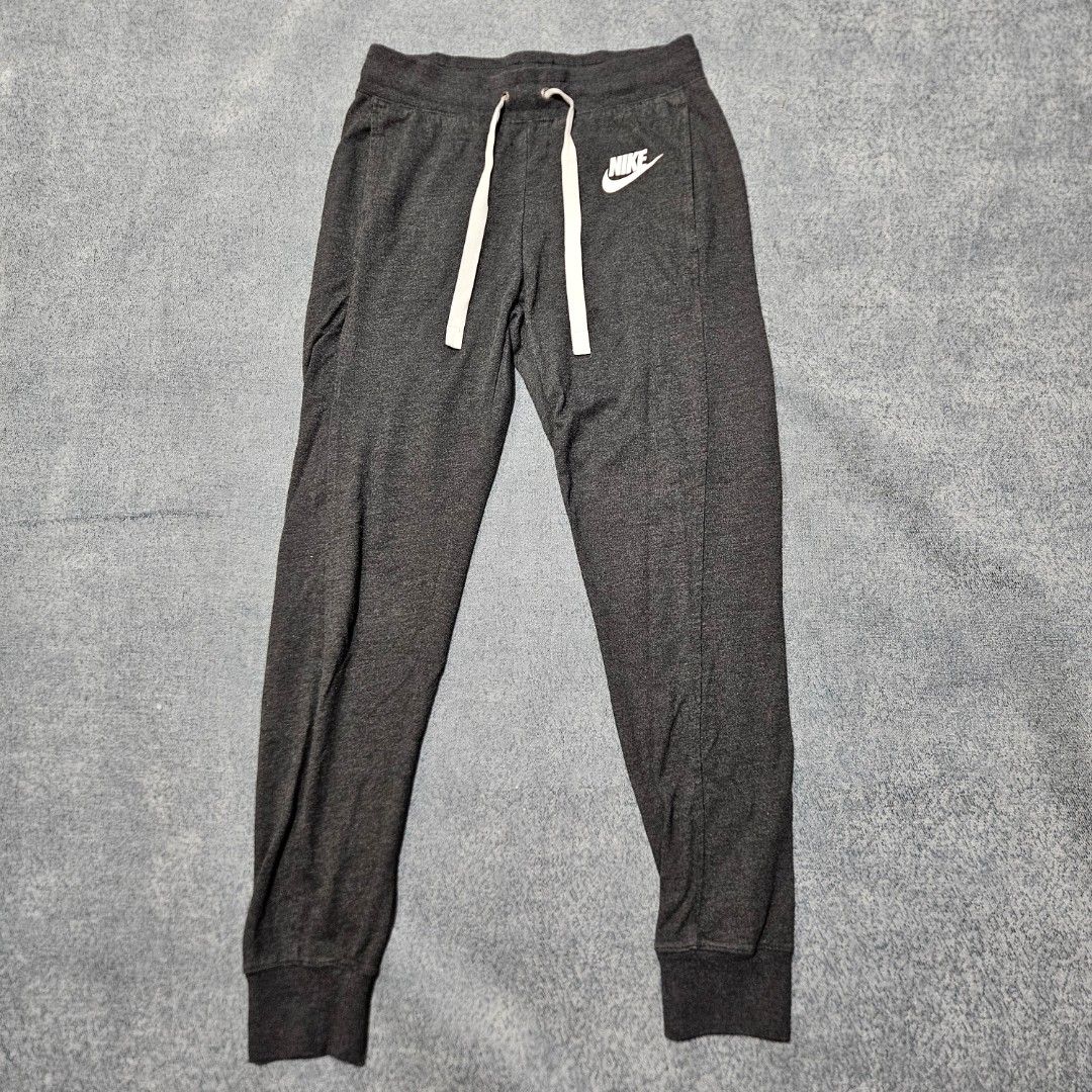 Nike wmns gym sweatpants (Category: Other Bottoms) located in Baguio. Submitted by fadexquisite (Listing ID 1464683235, Image 1). Description: Nike wmns gym sweatpants Size xsmall on tag Waist 26-28inch Length 36inch Rise 12inch Inseam 26inch Leg opening 4inch Excellent condition 500 plus ship fee.