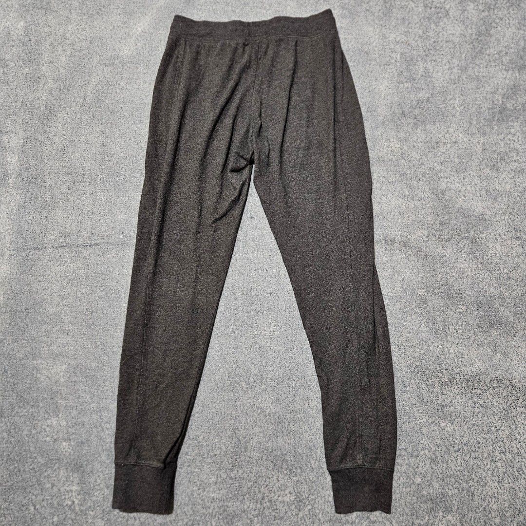 Nike wmns gym sweatpants (Category: Other Bottoms) located in Baguio. Submitted by fadexquisite (Listing ID 1464683235, Image 2). Description: Nike wmns gym sweatpants Size xsmall on tag Waist 26-28inch Length 36inch Rise 12inch Inseam 26inch Leg opening 4inch Excellent condition 500 plus ship fee.