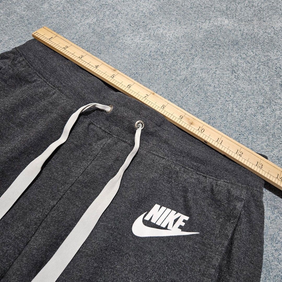 Nike wmns gym sweatpants (Category: Other Bottoms) located in Baguio. Submitted by fadexquisite (Listing ID 1464683235, Image 3). Description: Nike wmns gym sweatpants Size xsmall on tag Waist 26-28inch Length 36inch Rise 12inch Inseam 26inch Leg opening 4inch Excellent condition 500 plus ship fee.
