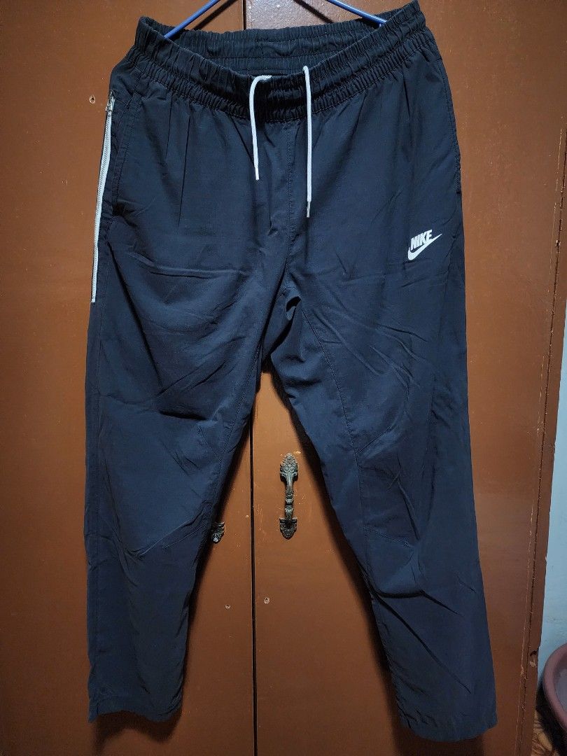 Nike Woven Charcoal Black Pants (Category: Trousers) located in Tanza. Submitted by coki27 (Listing ID 1464645056, Image 2). Description: See detailed pics for info Meetup/Pickup: Tanza Cavite Shipping: LBC/JnT/LALAMOVE TY 😁🙌.