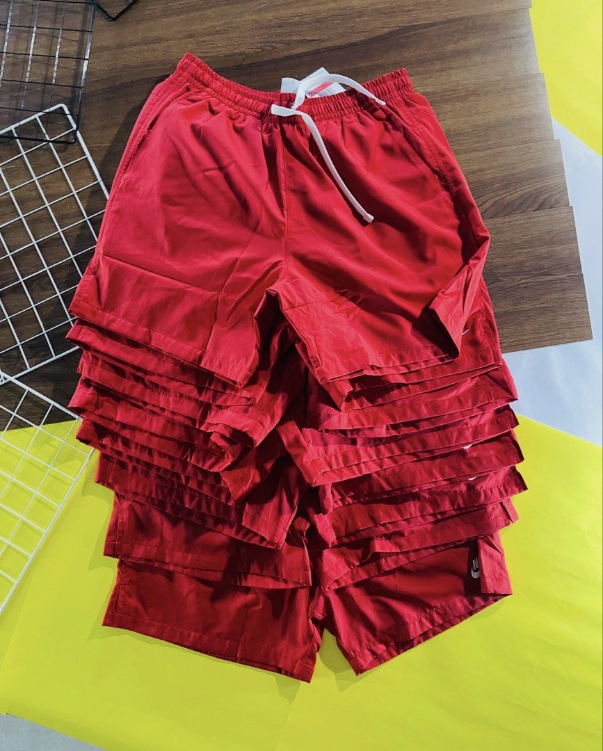 Nike Woven V1 Orignal (Category: Shorts) located in Quezon City. Submitted by akieo (Listing ID 1464754913, Image 1). Description: Mens Shorts Brand new, Original Price 1,600 each‼️ Shipping available Qc.