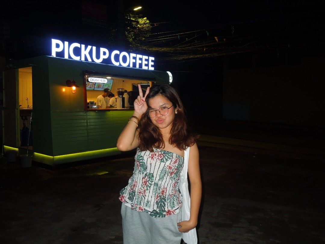 Nikon Coolpix s8200 digital camera (Category: Cameras) located in Minglanilla. Submitted by keith_digicams (Listing ID 1464651681, Image 3). Description: Nikon Coolpix S8200 issue: Vignette (doesn't affect the outputs, sa lcd lng) cebu loc, for meet ups or pwede din jnt/lbc.