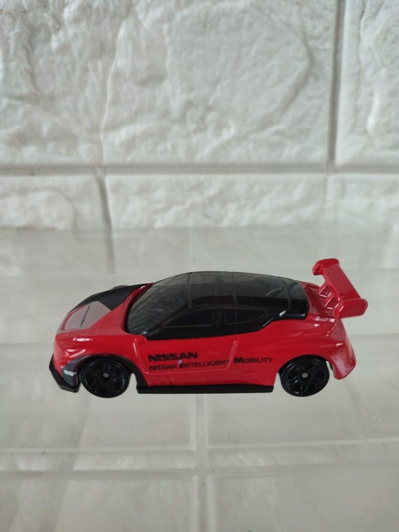 Nissan leaf nismo rc _02 (Category: Vehicle & Diecast Models) located in Narvacan. Submitted by jigger85 (Listing ID 1464588992, Image 1). Description: mint condition loc. ilocos sur can ship thru JNT or LBC.