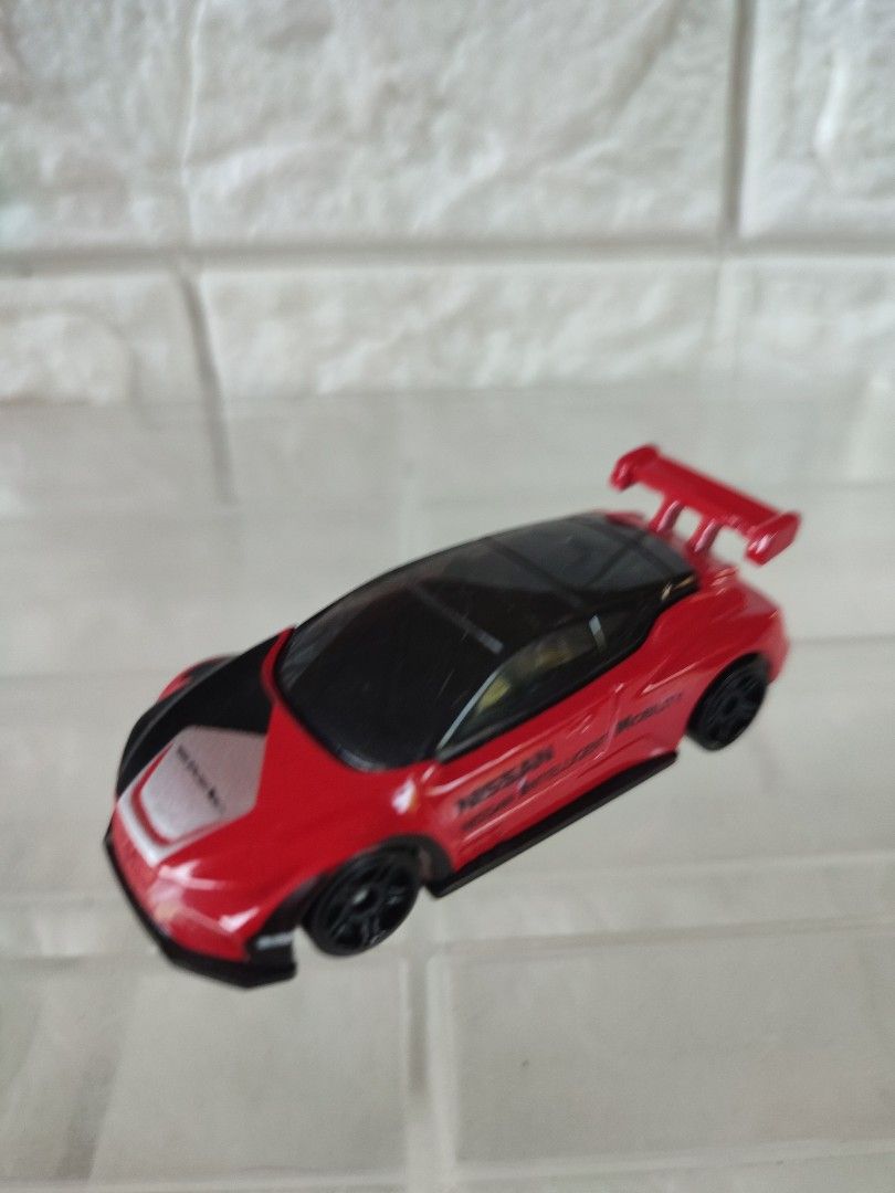 Nissan leaf nismo rc _02 (Category: Vehicle & Diecast Models) located in Narvacan. Submitted by jigger85 (Listing ID 1464588992, Image 2). Description: mint condition loc. ilocos sur can ship thru JNT or LBC.