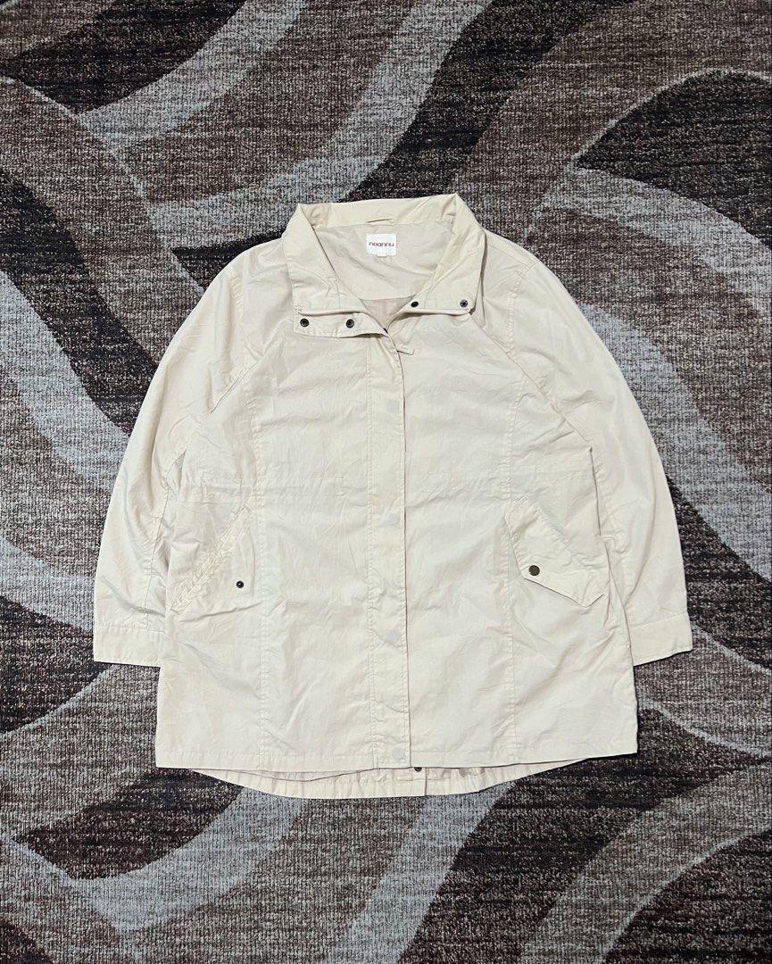 Noannu Jacket (Category: Coats, Jackets and Outerwear) located in Rizal. Submitted by ithriftph_ (Listing ID 1464581386, Image 1). Description: 🔻 Details 🔻 Noannu Jacket XLarge on tag Width: 23" Length: 29" Color rate: 9/10 Condition: 9/10 No issue Price: 100 pesos Reminders: Color may vary due to lighting and your screen resolution. Note: Ready to wear (already washed) Mode of Payment: 📌 Gcash Do not hesitate to DM me for more details 📩 Than