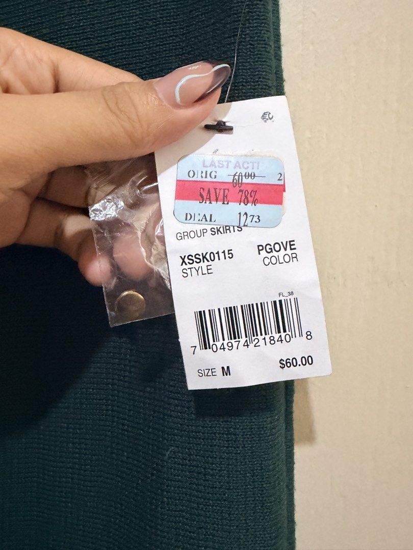 NY Collection Sweater Skirt (Category: Skirts) located in Pasig City. Submitted by shopsmart.mnl (Listing ID 1464700025, Image 3). Description: BNWT .