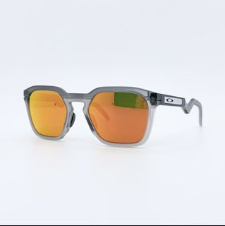 (Category: ) located in . Submitted by gearoutfitters (Listing ID 1464691130, Image 1). Description: .