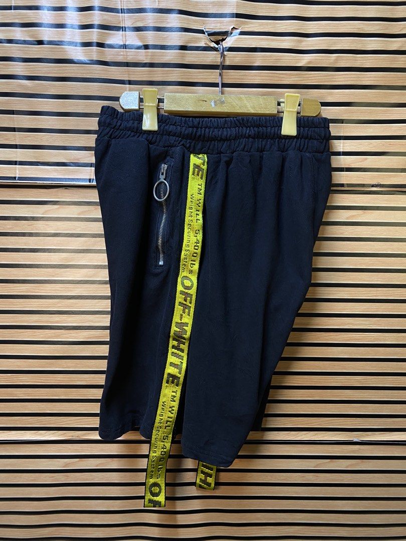 OFF WHITE SHORT (Category: Shorts) located in Makati City. Submitted by drip.poww (Listing ID 1464724235, Image 2). Description: - OFF WHITE - Size: Waist: 32-38 L: 22 - Dimes: Waist: 32-38 L: 22 - Authentic - Excellent condition 33 - Need wash, fresh from bale - Material: 100% Cotton Please don’t expect too much—these are thrifted (ukay) items. 😊 !!STILL NEGOTIABLE!!.