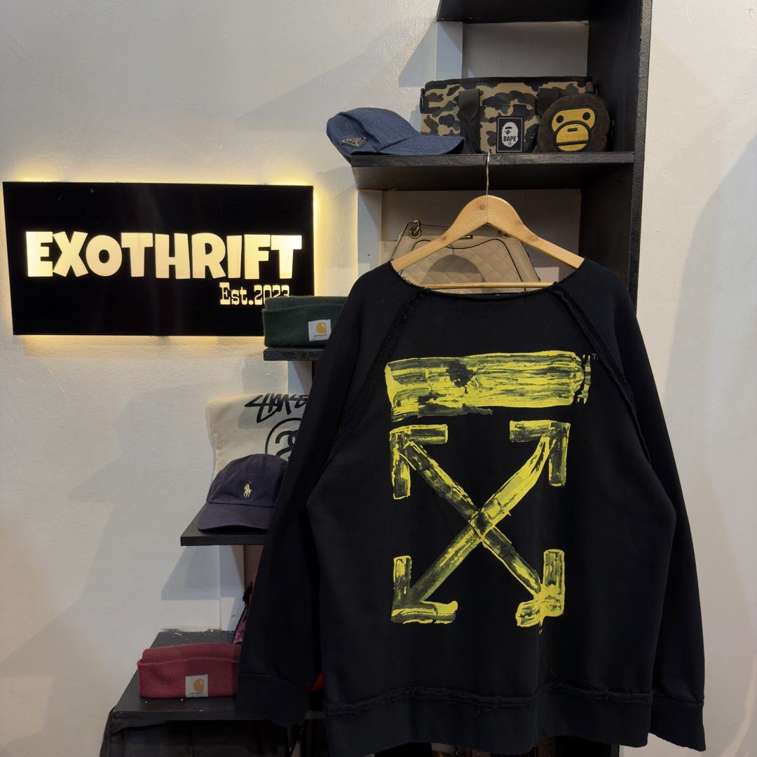 Off-White Acrylic Arrows Sweatshirt (Category: Coats, Jackets and Outerwear) located in Manila. Submitted by jerichomal82553 (Listing ID 1464748950, Image 1). Description: Off-White Acrylic Arrows Sweatshirt 27.5 by 30 Good Condition Cut Washtag CLAIM 1500.