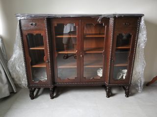 (Category: ) located in . Submitted by SecondHand_Furniture (Listing ID 1459807907, Image 1). Description: .