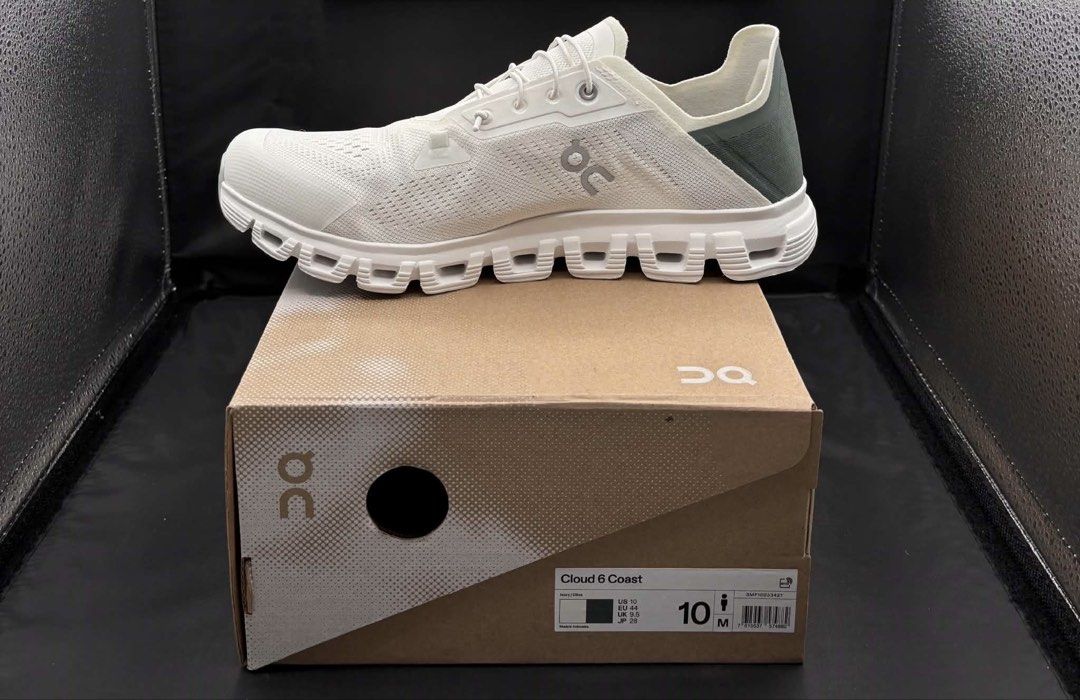 ON Cloud 6 Coast White Running Shoes US 10 (Category: Sneakers) located in Kabankalan. Submitted by mad_zillaaa (Listing ID 1464617754, Image 3). Description: - ON Cloud 6 Coast running shoes - Color: ivory/olive - Size: US 10 - Includes original box - Ideal for running and everyday wear - Features: Lightweight and comfortable - 💯 original.
