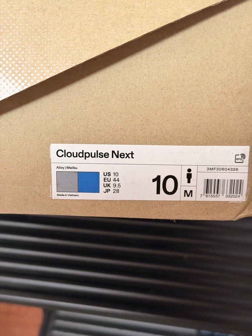 On Cloud Cloudpulse Next Mens (Category: Sneakers) located in San Fernando. Submitted by mandts_closet (Listing ID 1464655328, Image 2). Description: OnCloud Running Shoes Cloudpulse Next Size 10 US Mens Brandnew with Box Guaranteed Original/Authentic Ordered from the website RFS: wrong size .