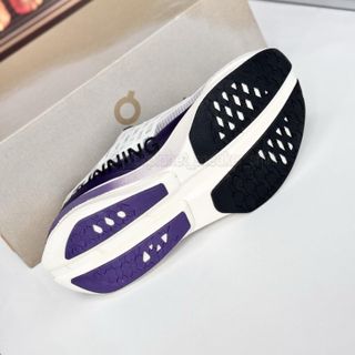 (Category: ) located in . Submitted by pickplanet_sneaker_shirt (Listing ID 1464755549, Image 1). Description: .